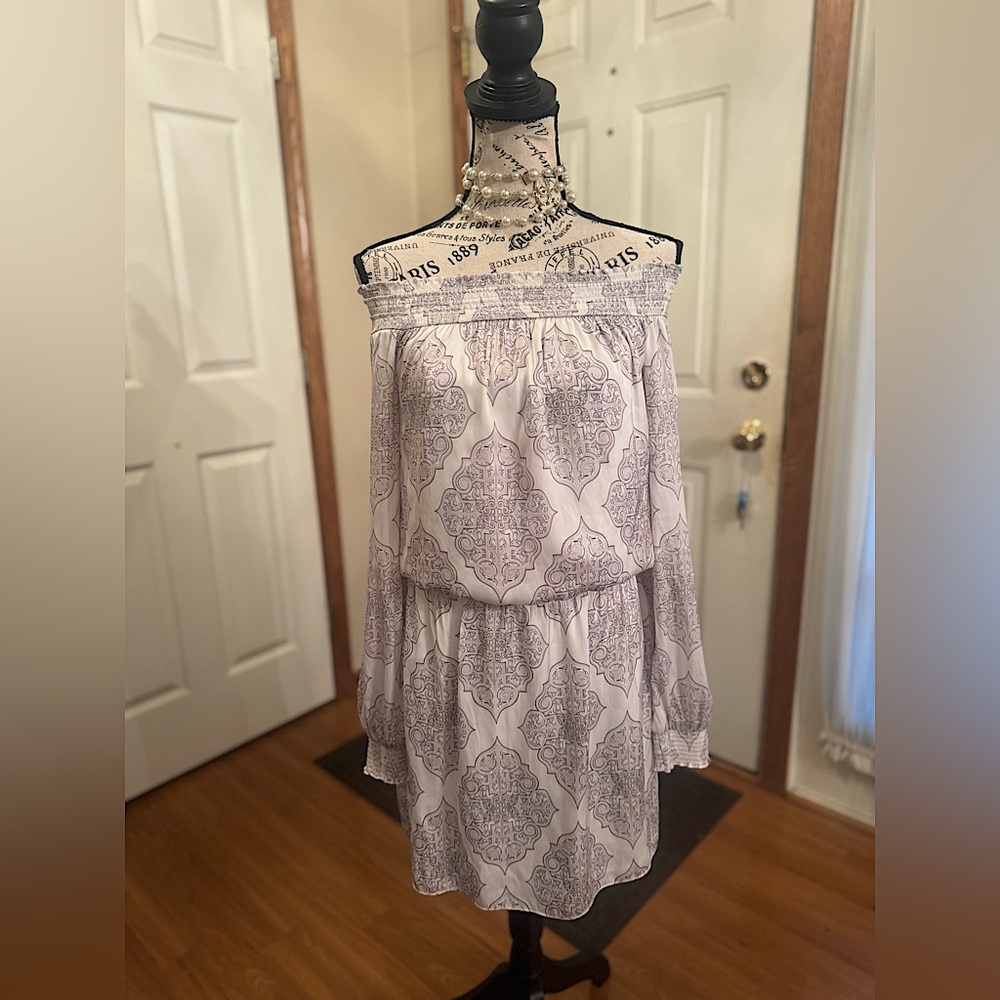 NWT White House Black Market Bohemian Blouson Dress Size Medium